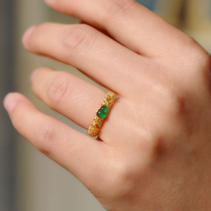 FREE Today: Strength and Wealth Vintage Gourd Green Chalcedony Copper Alloy Ring