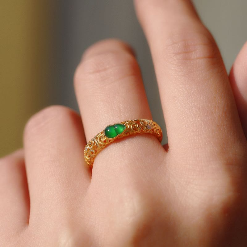 FREE Today: Strength and Wealth Vintage Gourd Green Chalcedony Copper Alloy Ring