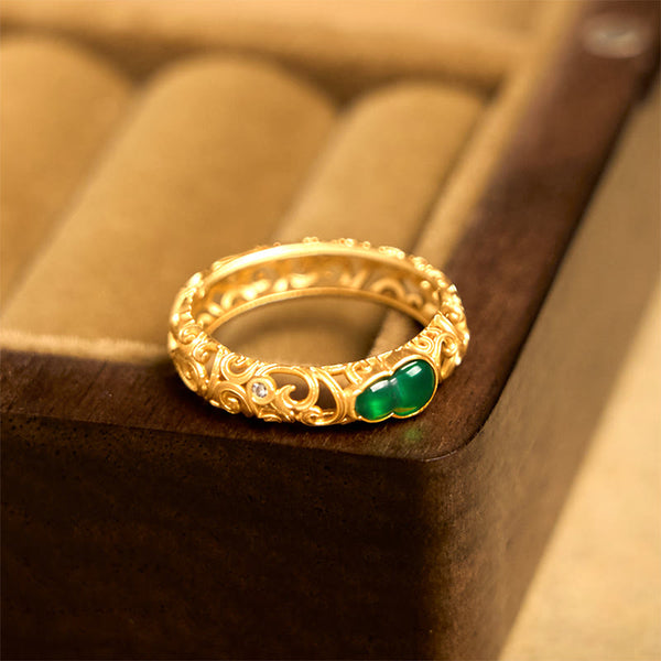 FREE Today: Strength and Wealth Vintage Gourd Green Chalcedony Copper Alloy Ring